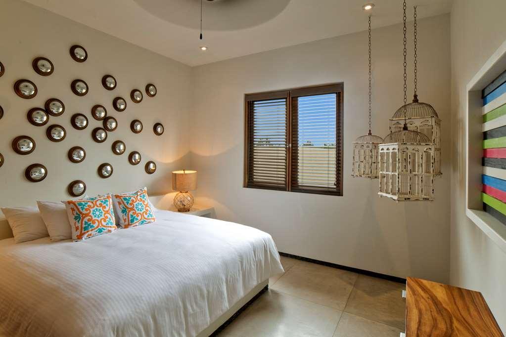 Marea Beachfront Villas Zihuatanejo Chambre photo